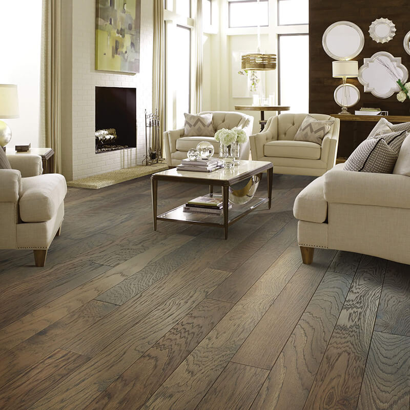 Living Room Hardwood Flooring | Endwell Rug & Floor